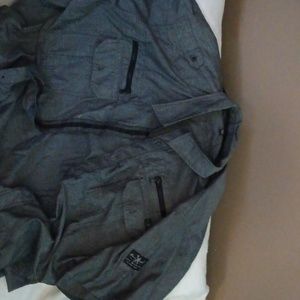 Mark Ecko men's charcoal gray short sleeve button down shirt